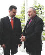 Chorepiskopos Emanuel Aydin mit Premierminister von Mazedonien, Herr Nikola Gruvski 2010